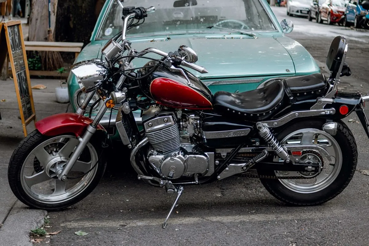 Harley Road Glide vs Indian Pursuit 2026 comparison